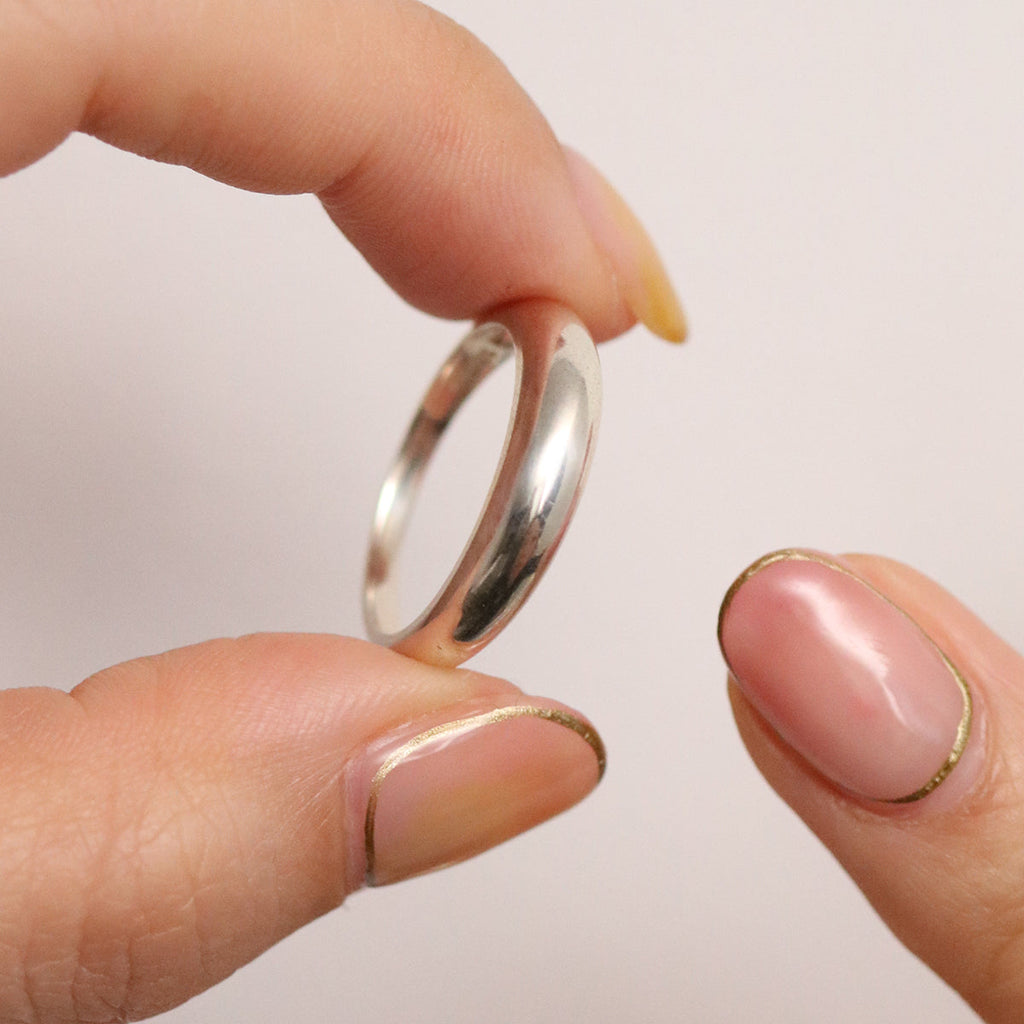 Oval Shaped Volumed Band Ring