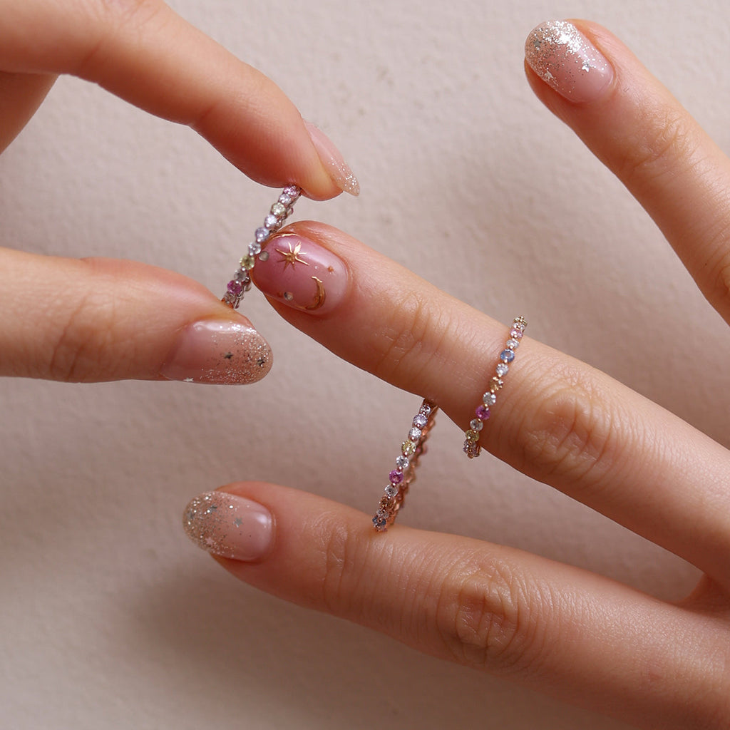 Colourful band ring